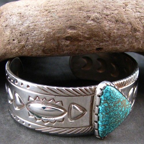   turquoise cuff hallmark jay livingston size 5 1 2 w 1 opening stone 1