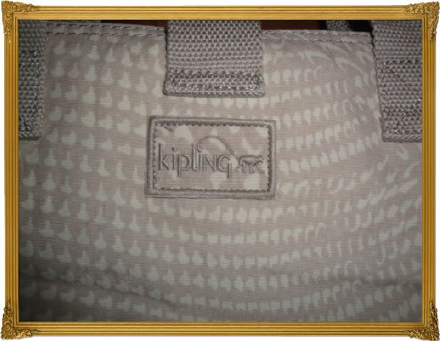   *VINTAGE COLLECTION*RIKSJA*LARGE A4*NETBOOK SHOULDER BAG*YUBA CREAM