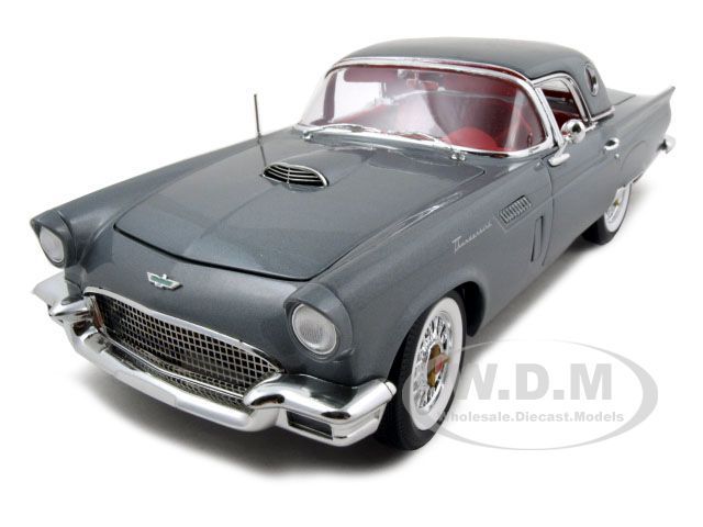 1957 FORD THUNDERBIRD GREY 118 ERTL AUTHENTICS  