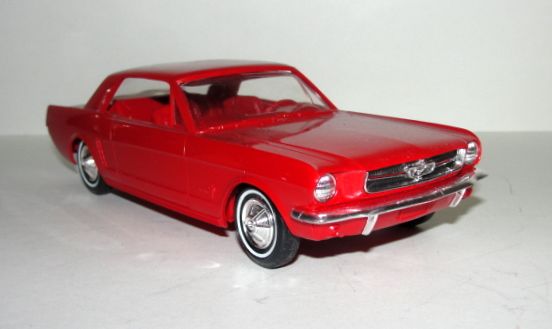 AMT 1965 FORD MUSTANG PROMO IN ORIGINAL BOX NEVER PLAYED WITH  