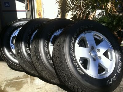 2012 JK Jeep Wrangler Tires & Wheels   LIKE NEW 