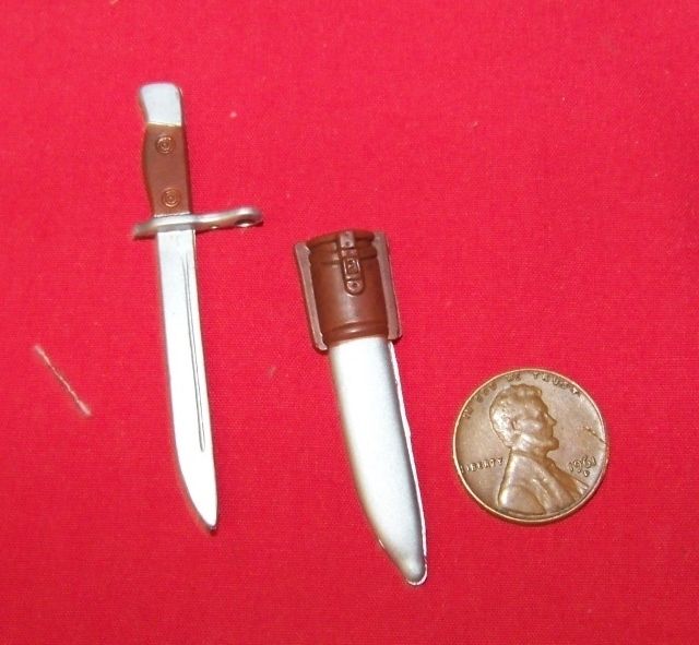 6th Scale WWII Japanese Bayonet & Sheath  