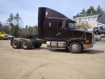 Volvo Aero WIA Sleeper Tractor  