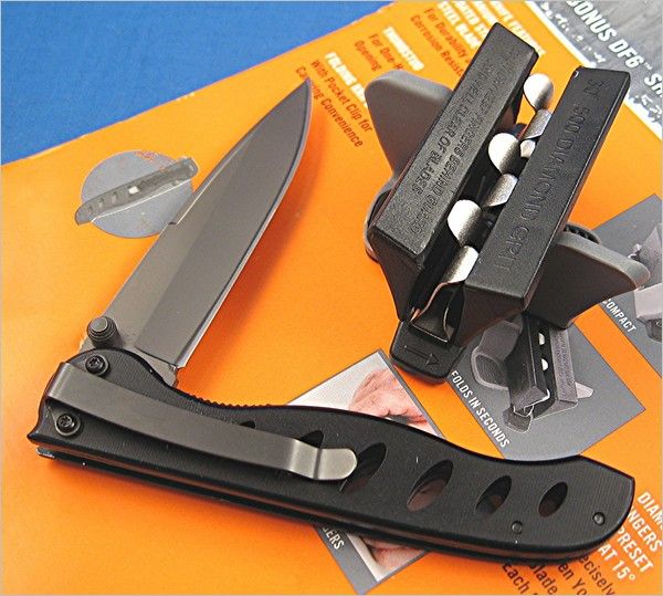   blades quickly and accurately compact unfolds in seconds brand new