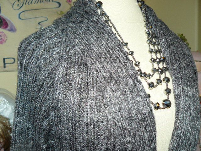 BCBG $140 *GORGEOUS DETAIL Nubby TWEEDY COZY Warm CHARCOAL Knit 