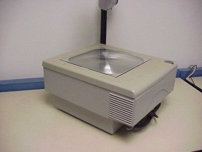 3M 1730 PORTABLE OVERHEAD PROJECTOR ( Working )  