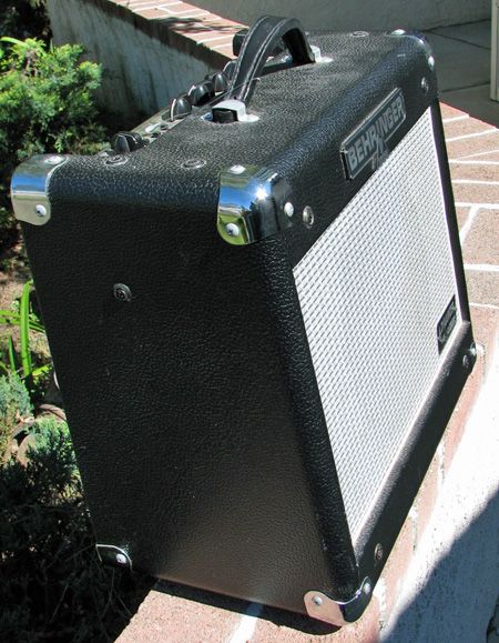 for offering is a Behringer Vintager GM110 Combo Amplifier