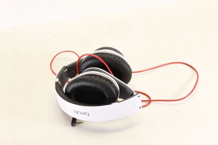 AS IS MONSTER BEATS BY DR. DRE STUDIO HEADPHONES 050644450334  