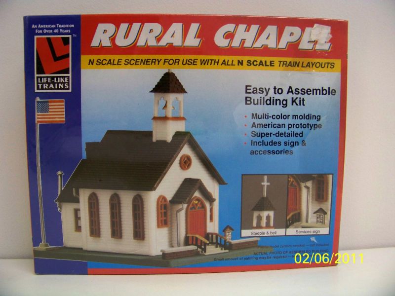 LIFE LIKE N SCALE U/ARURAL CHAPEL PLASTIC MODEL KIT  