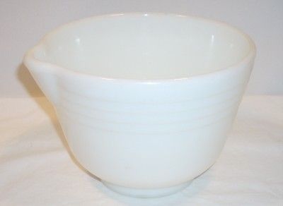Vintage Hamilton Beach White Glass Mixer Mixing Bowl  
