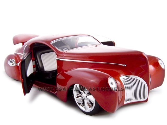 LINCOLN ZEPHYR RED 118 DIECAST MODEL HOTWHEELS  