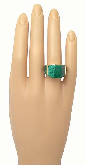 LOVELY VINTAGE 14K GOLD & MALACHITE GEOMETRIC RING  