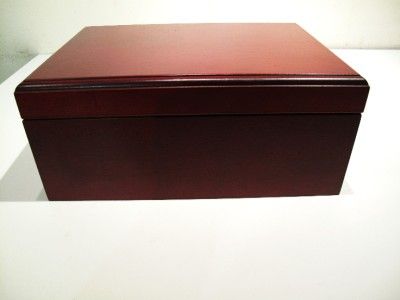 NICE NEW HUMIDOR CIGAR BOX BURGUNDY CEDAR WOOD CASKET  