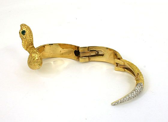 EXQUISITE 18K, DIAMONDS & EMERALDS MASSIVE SNAKE BANGLE  