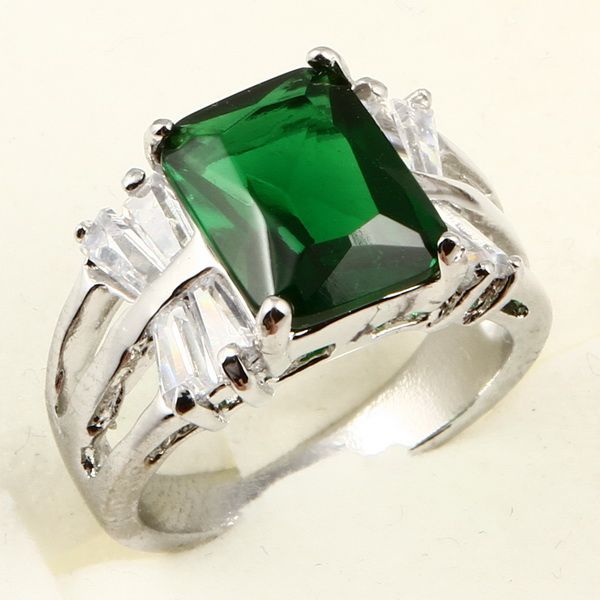 RADIANT PRINCESS GREEN EMERALD *A068* PARTY RING  