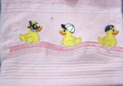 NWT NEW 4 PC KIDS BATH HAND TOWEL SHOWER CURTAIN SET  