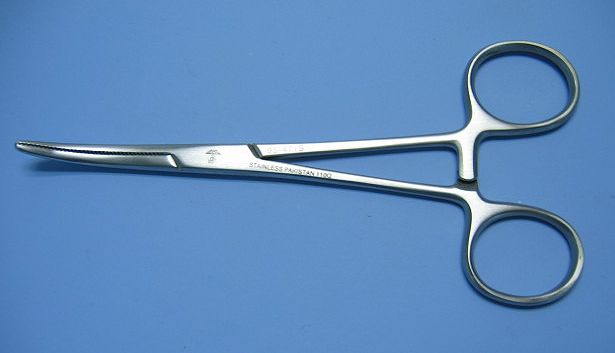 ROCHESTER PEAN FORCEPS CURVED 5.5 STAINLESS STEEL  