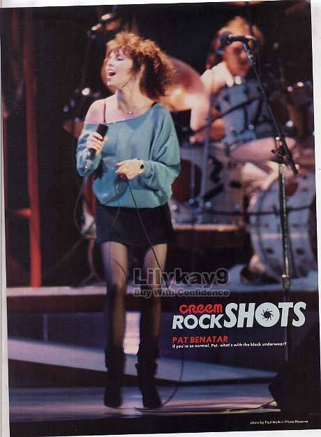 PAT BENATAR MINI POSTER Blue Top with a Black Mini Skirt PIN UP LK9 