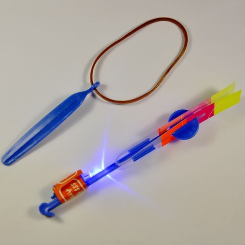   LED Arrow Helicopter Outdoor Amazing Flying Umbrella Toy Wholesale