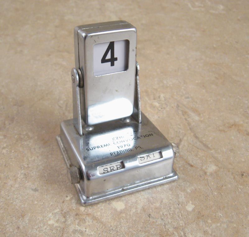 Small Chrome Vintage Perpetual flip over Desktop Calendar  