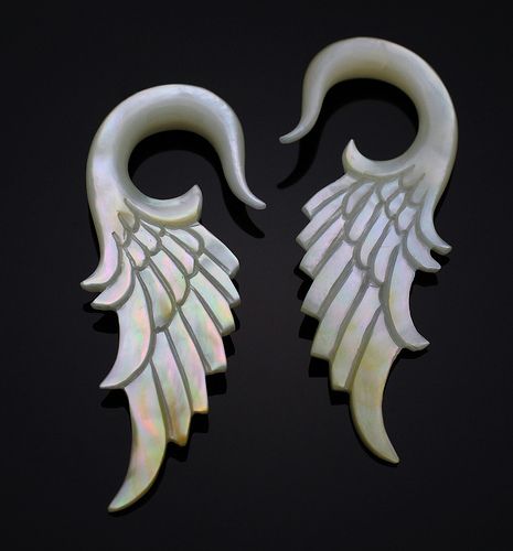 MOTHER OF PEARL SHELL ORGANIC WINGS EAR GAUGE PLUG ORGANIC HANGING 