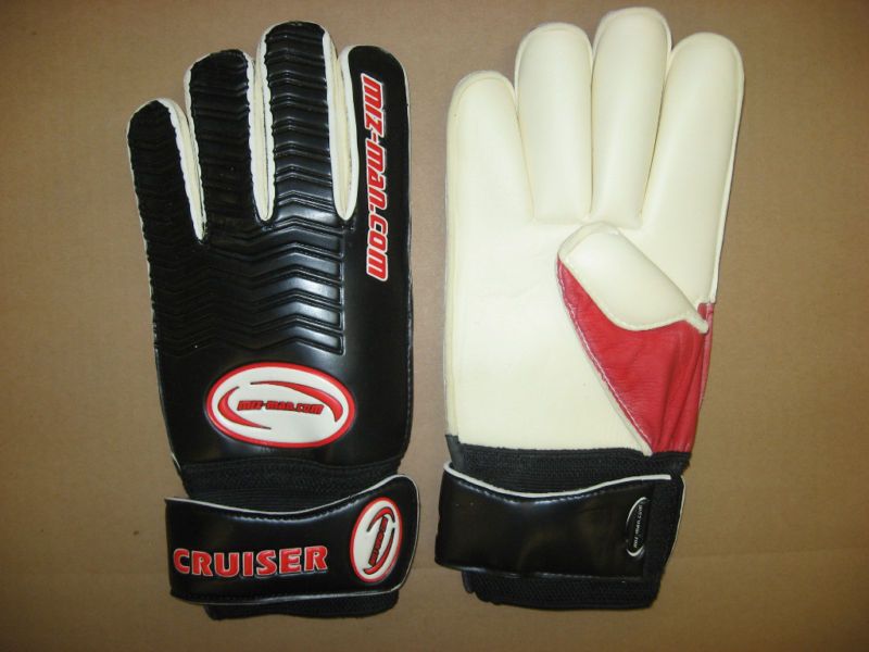 FOOTBALL GOALKEEPER GLOVES L  MIZ MAN NEW  