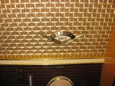 Grundig Majestic 5017 U Stereo/ Radio Tablemodel Very Nice Condition 