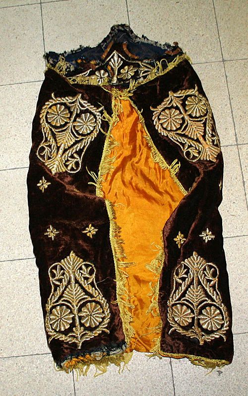 Antique Iraqi Velvet Judaica Torah Cover Gold Threads c  