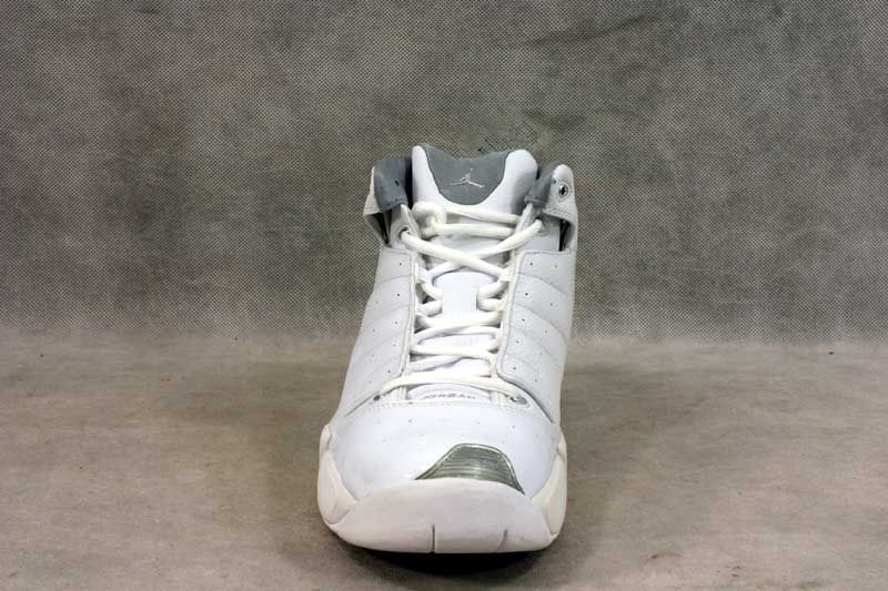 NIB Nike Jordan Laney 23 Shoes White Silver Size 10  